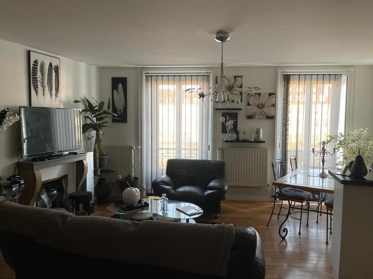 Appartement Au Quai 1921 Besançon Exteriör bild