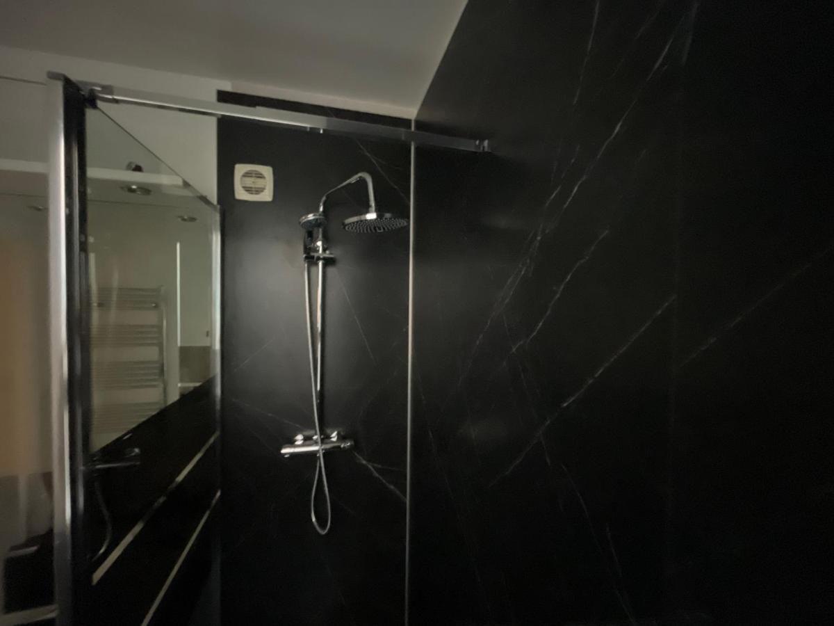 Appartement Au Quai 1921 Besançon Exteriör bild